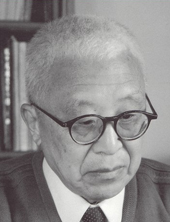 潘君骅（1930- ）